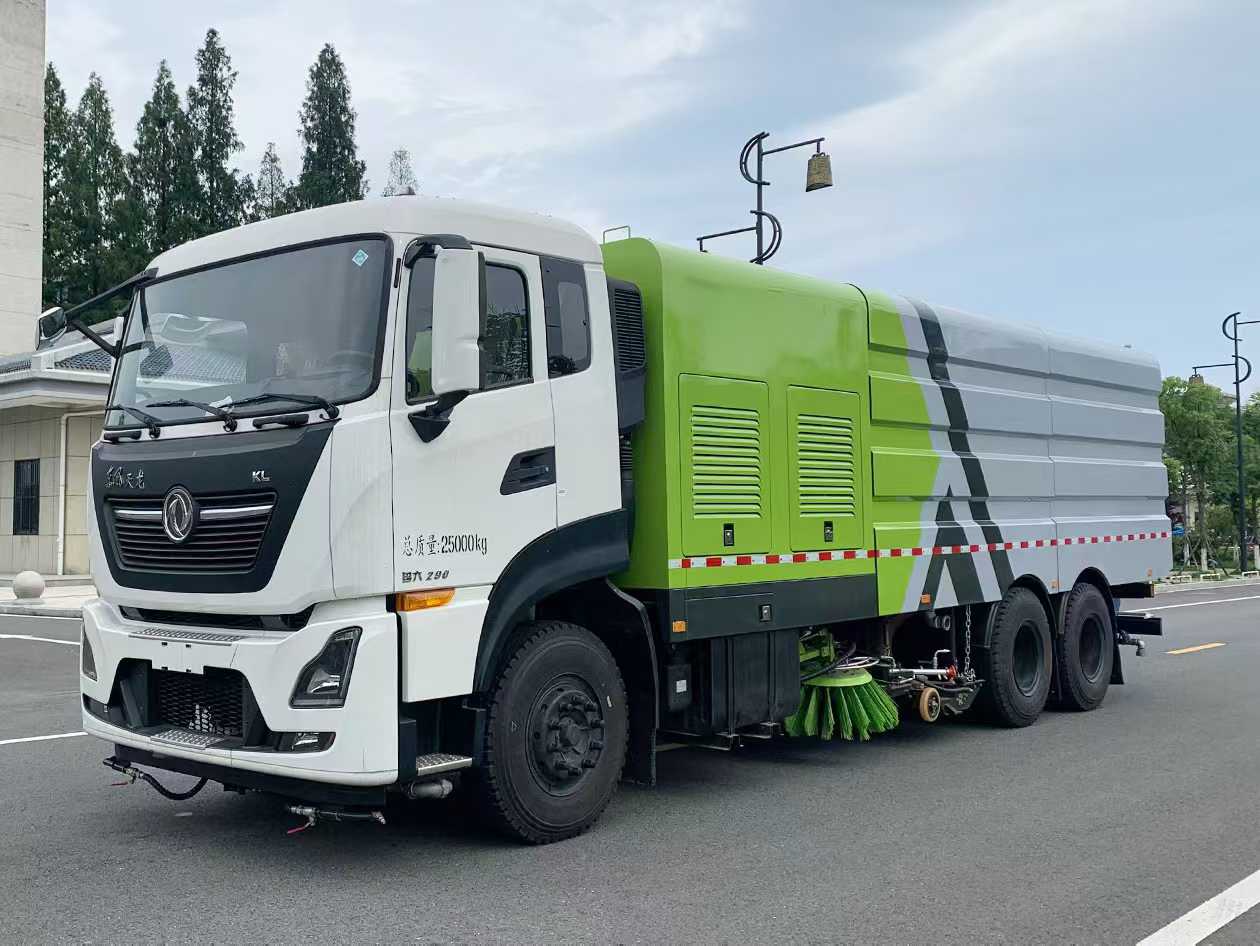 東風天龍洗掃車9方塵箱/13方水箱